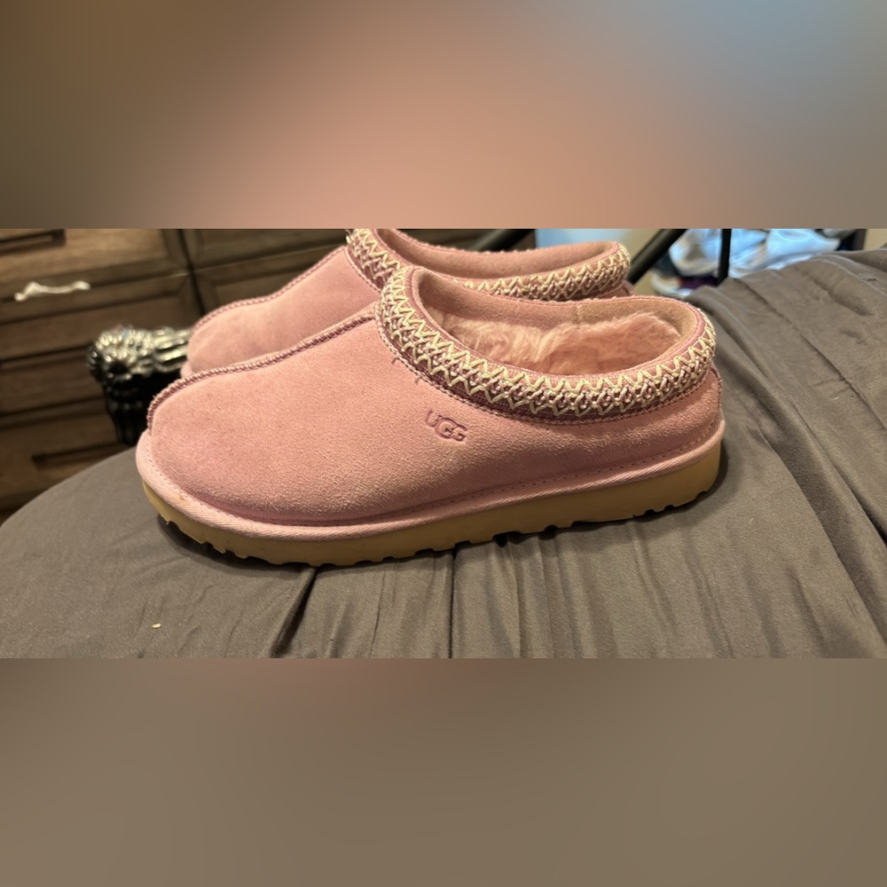 Ugg Tasman
